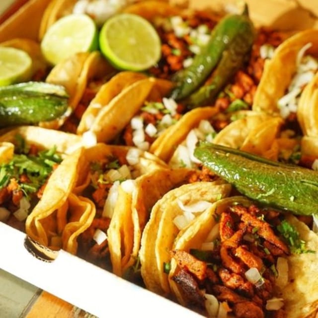 15 TACOS.