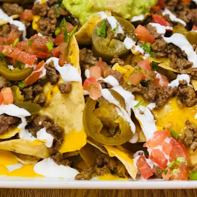 Chicken Super Nachos.